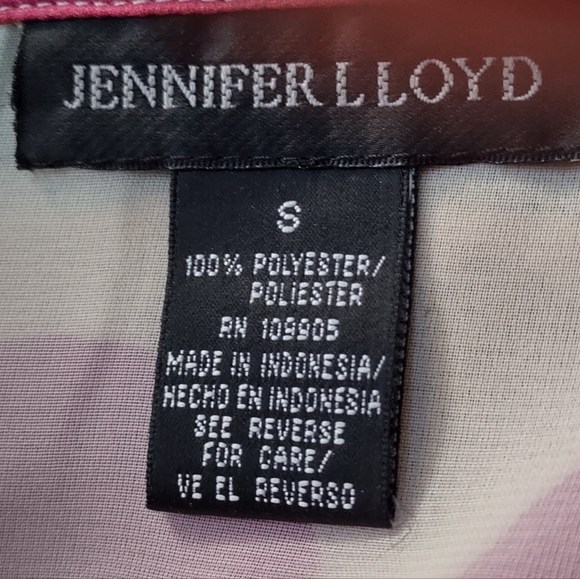 Off White Button Up Blouse with Polka Dots - Picture 4 of 4